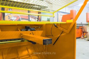 Фото 8 - Гильотина электромеханическая Q11-2х2550NC.