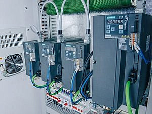 Фото 15 - MetalTec TOPMILL 850S 4-х осевой вертикальный обрабатывающий центр с ЧПУ.